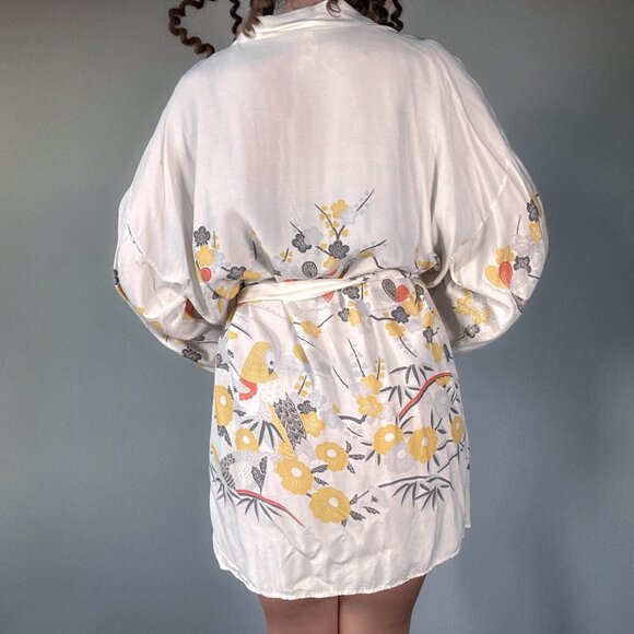 Beautiful Vintage Hand Printed Japan Made Kimono - Picture 2 of 8